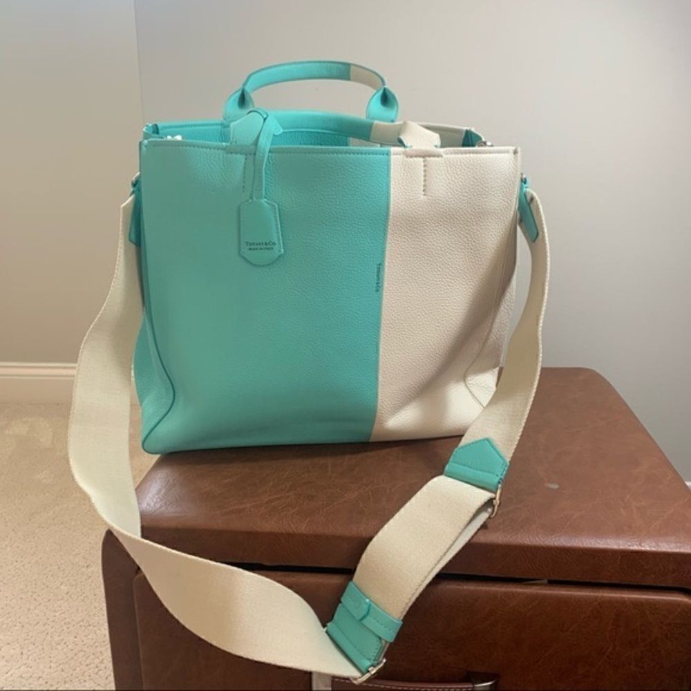 Tiffany Color Block Tote Bag - Picture 7 of 14